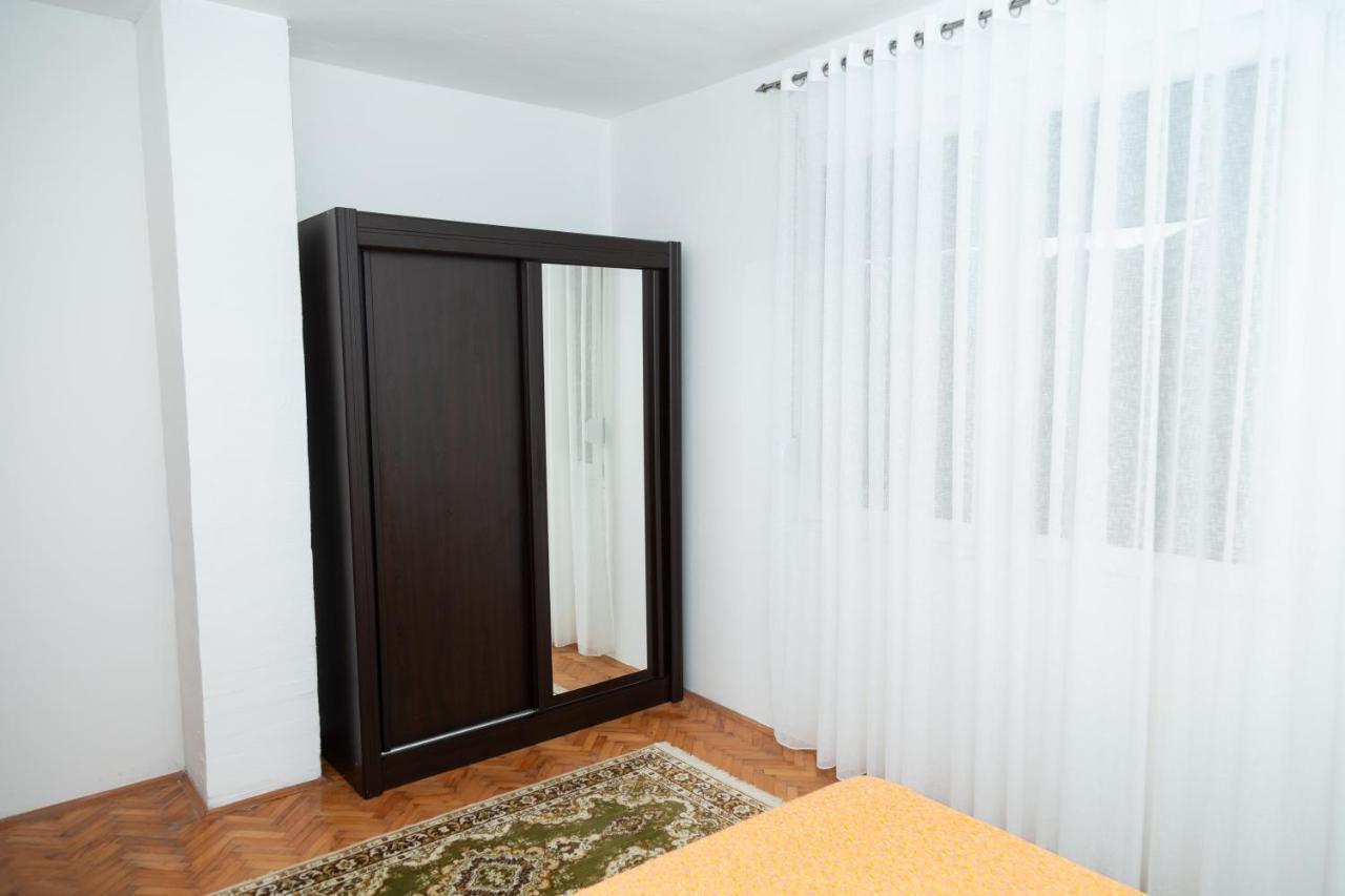 Flamingo Ferienhaus Virpazar